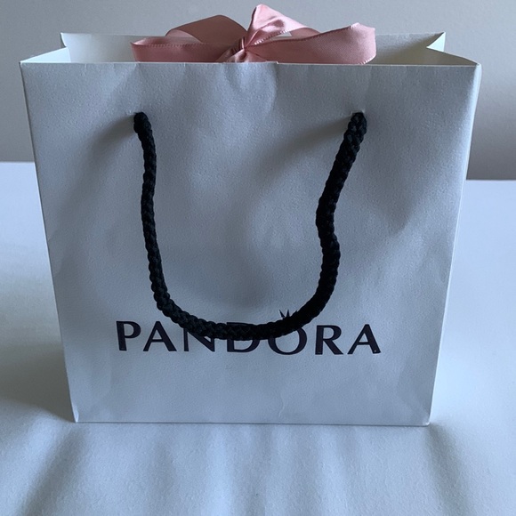 Pandora starter bracelet with stopper charms - Picture 2 of 5